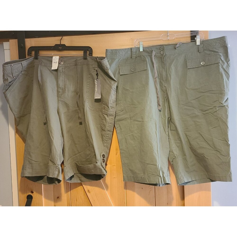 New! Lot of 2 Women's Plus Size 28W Green Bermuda Cargo Stretch Shorts Longer
